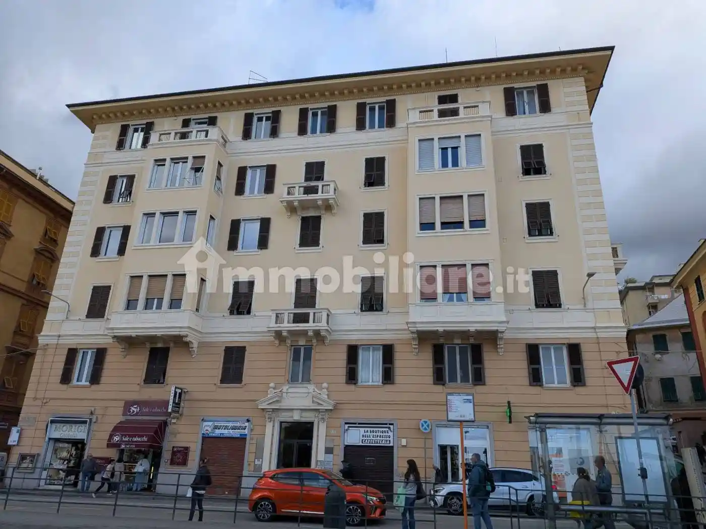 Appartamento in vendita a Genova
