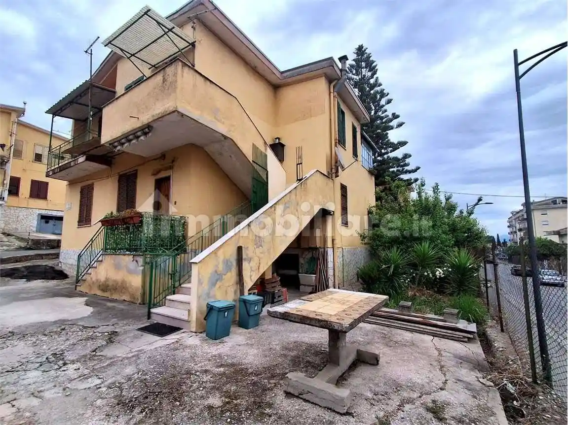 Appartamento in vendita a Eboli