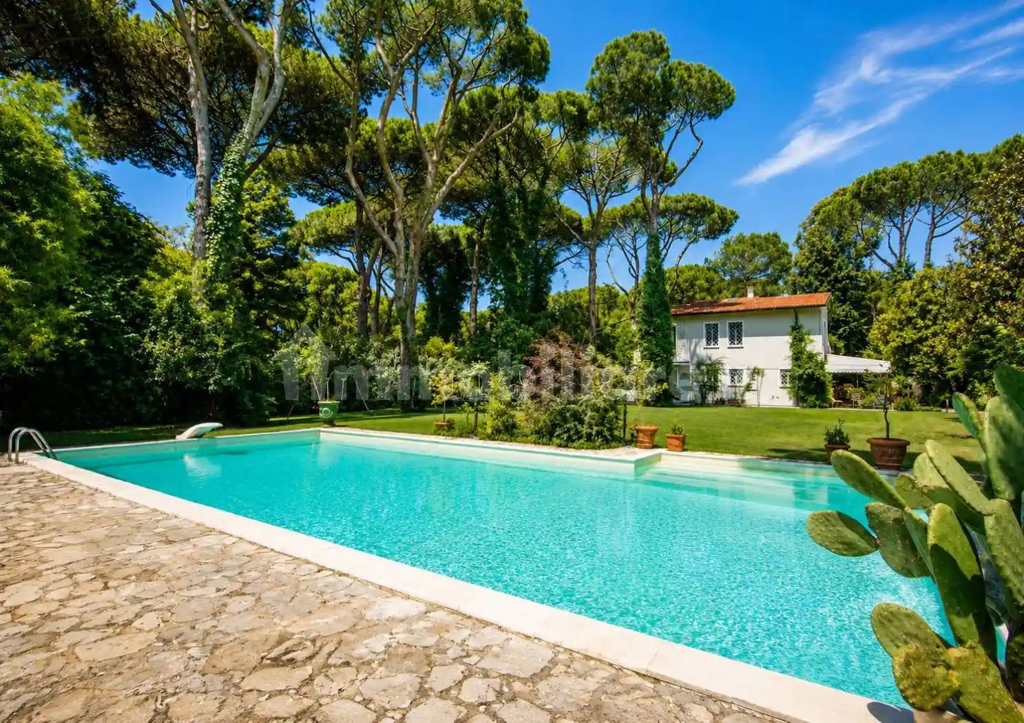 Villa in affitto a Pietrasanta