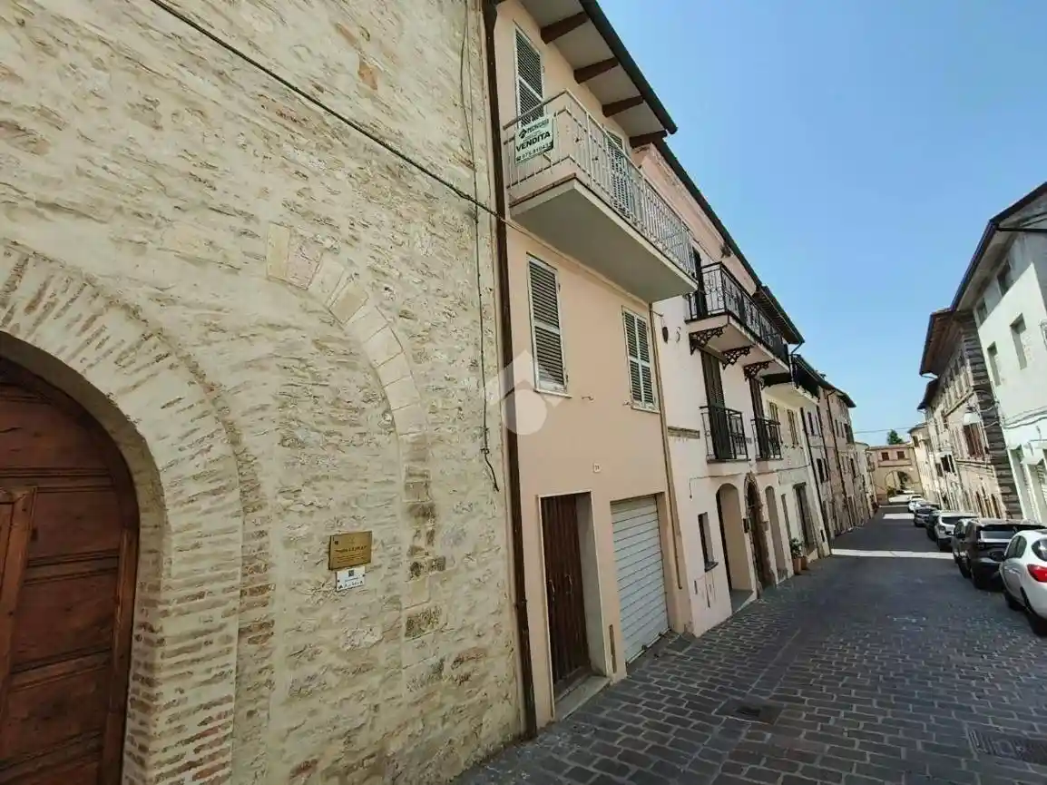 Casa indipendente in vendita a Sigillo