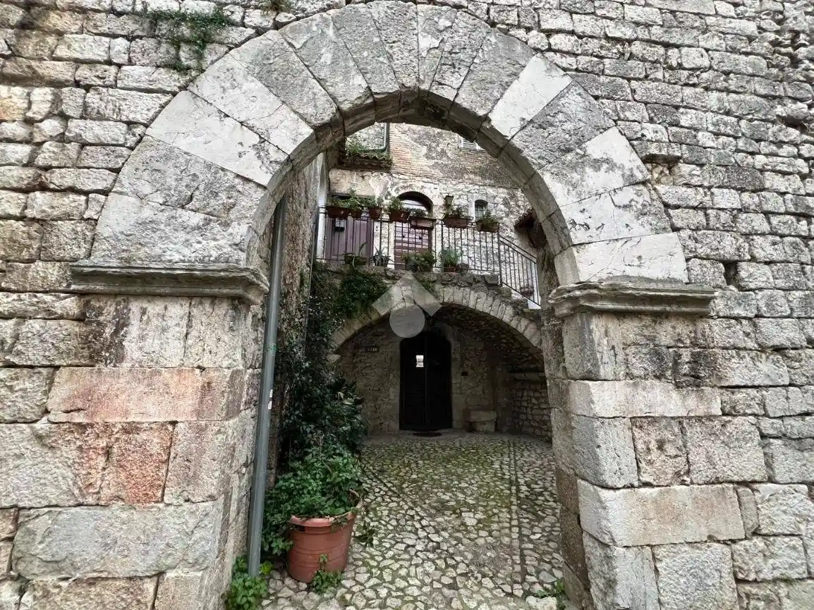 Palazzo - Edificio in vendita a Veroli
