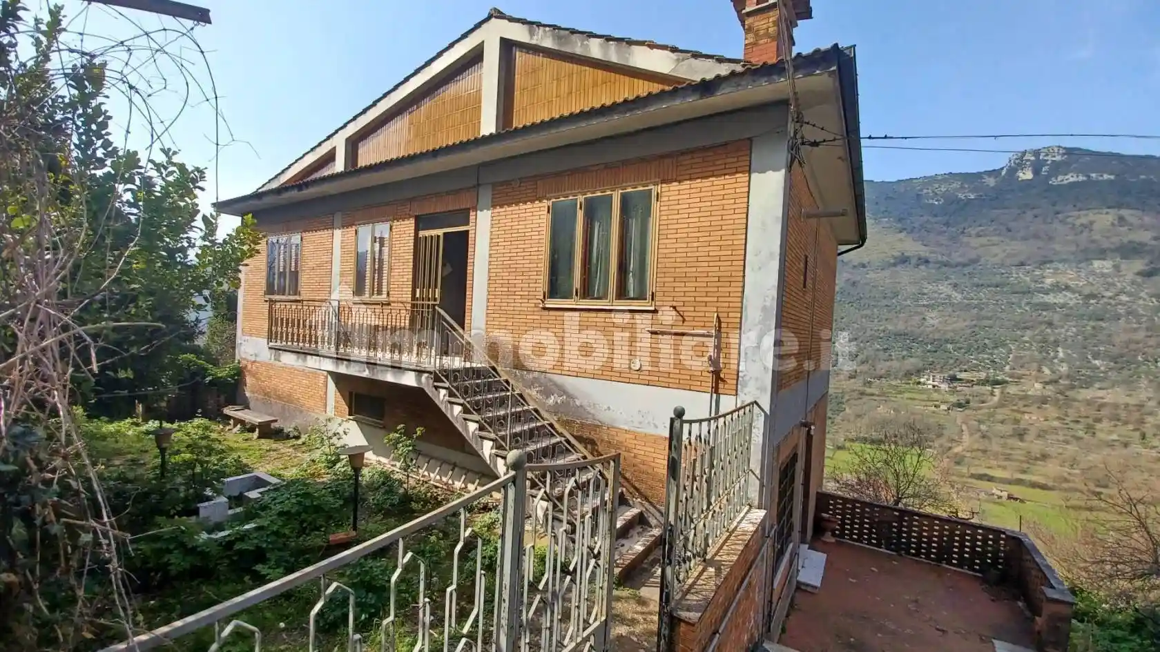 Appartamento in vendita a Vallecorsa