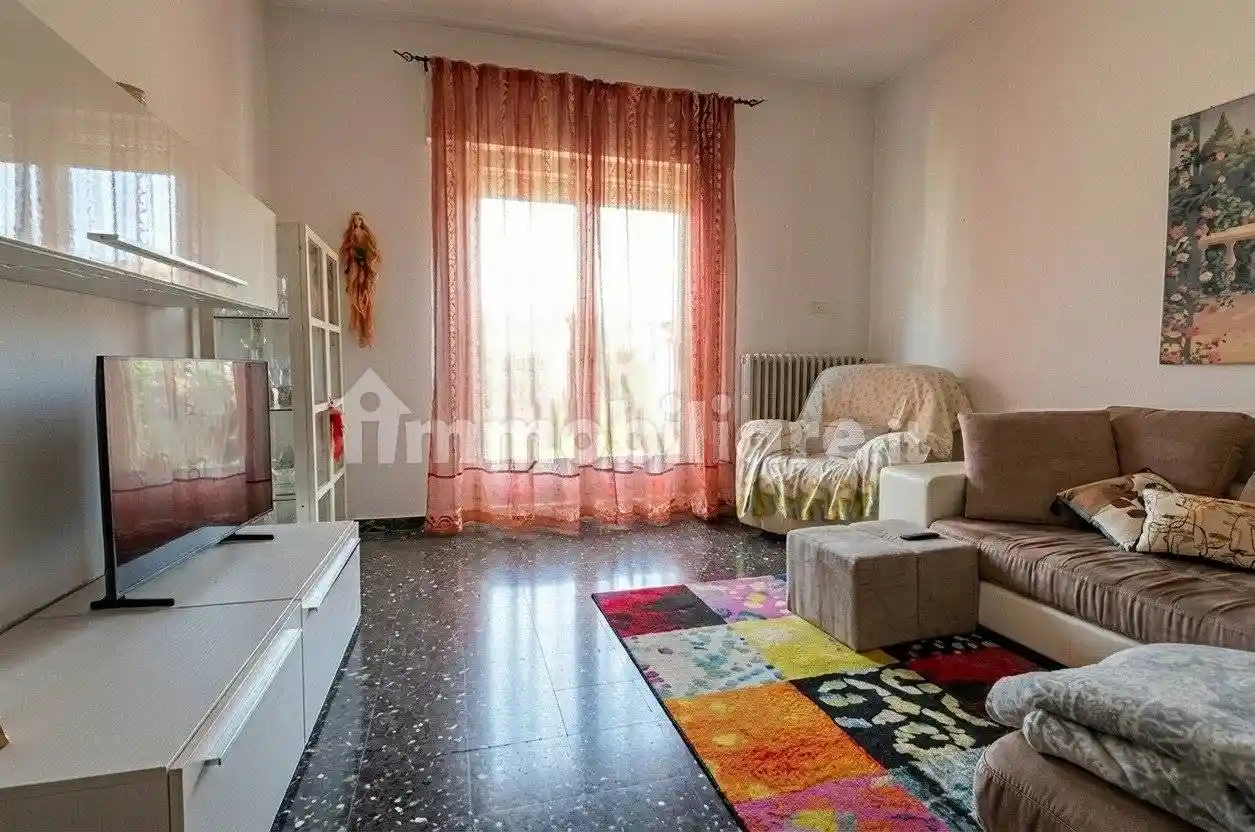 Appartamento in vendita a Bucine
