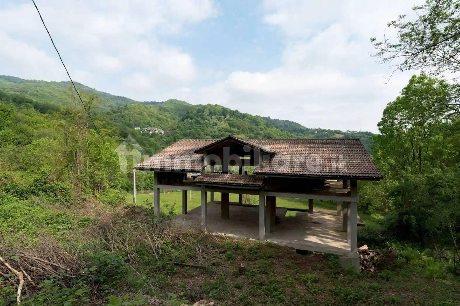 Rustico - Casale in vendita a Brondello