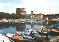 Casa indipendente in vendita a Viareggio