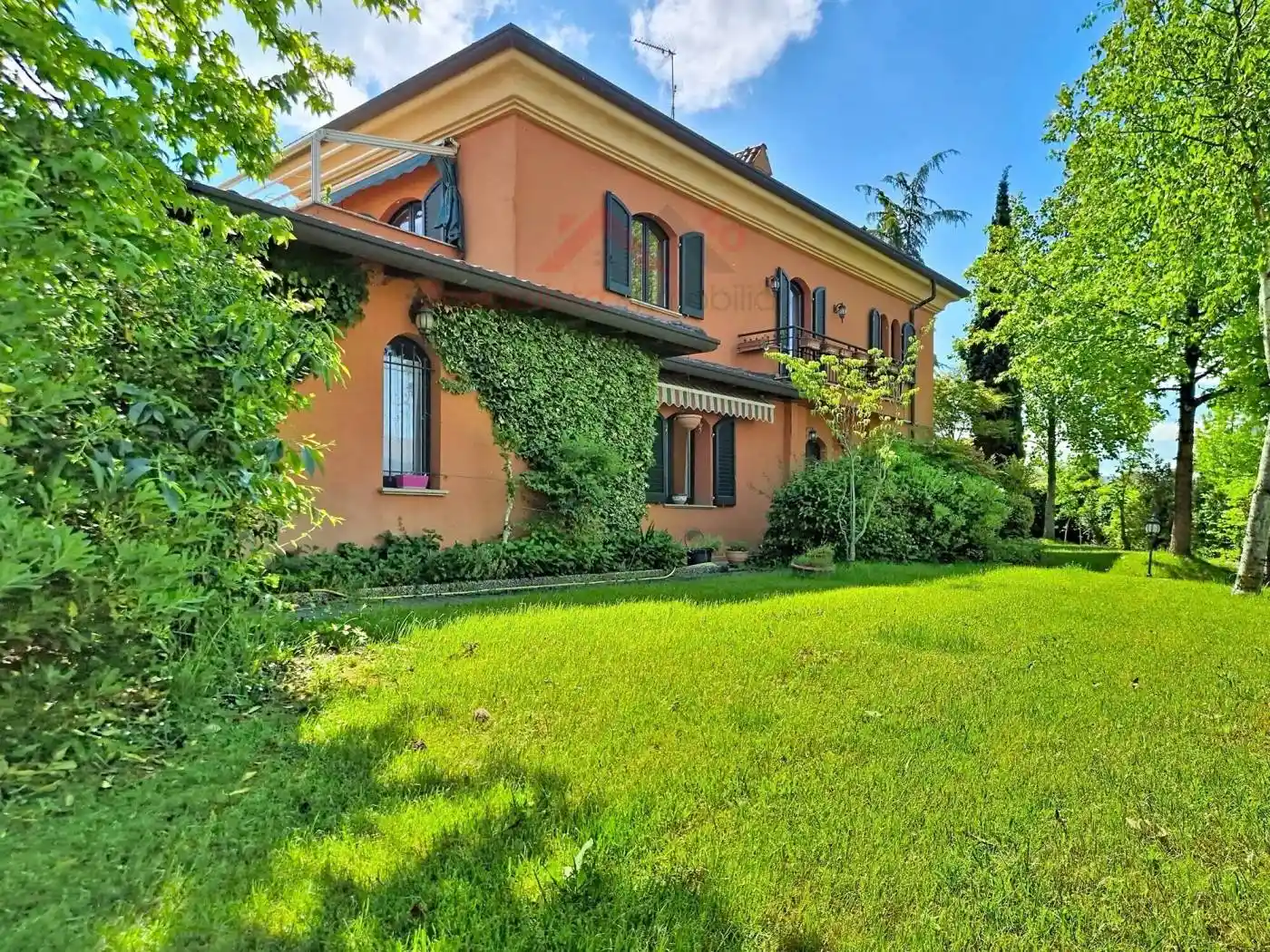 Villa in vendita a Montebello della Battaglia