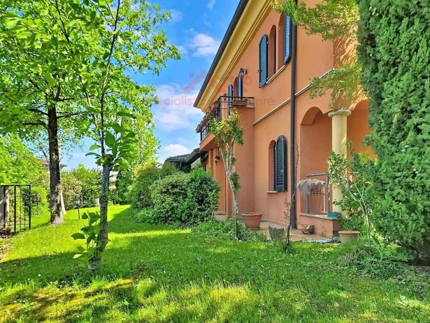 Villa - foto 2
