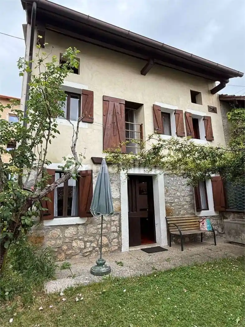 Rustico - Casale in vendita a Sarmede