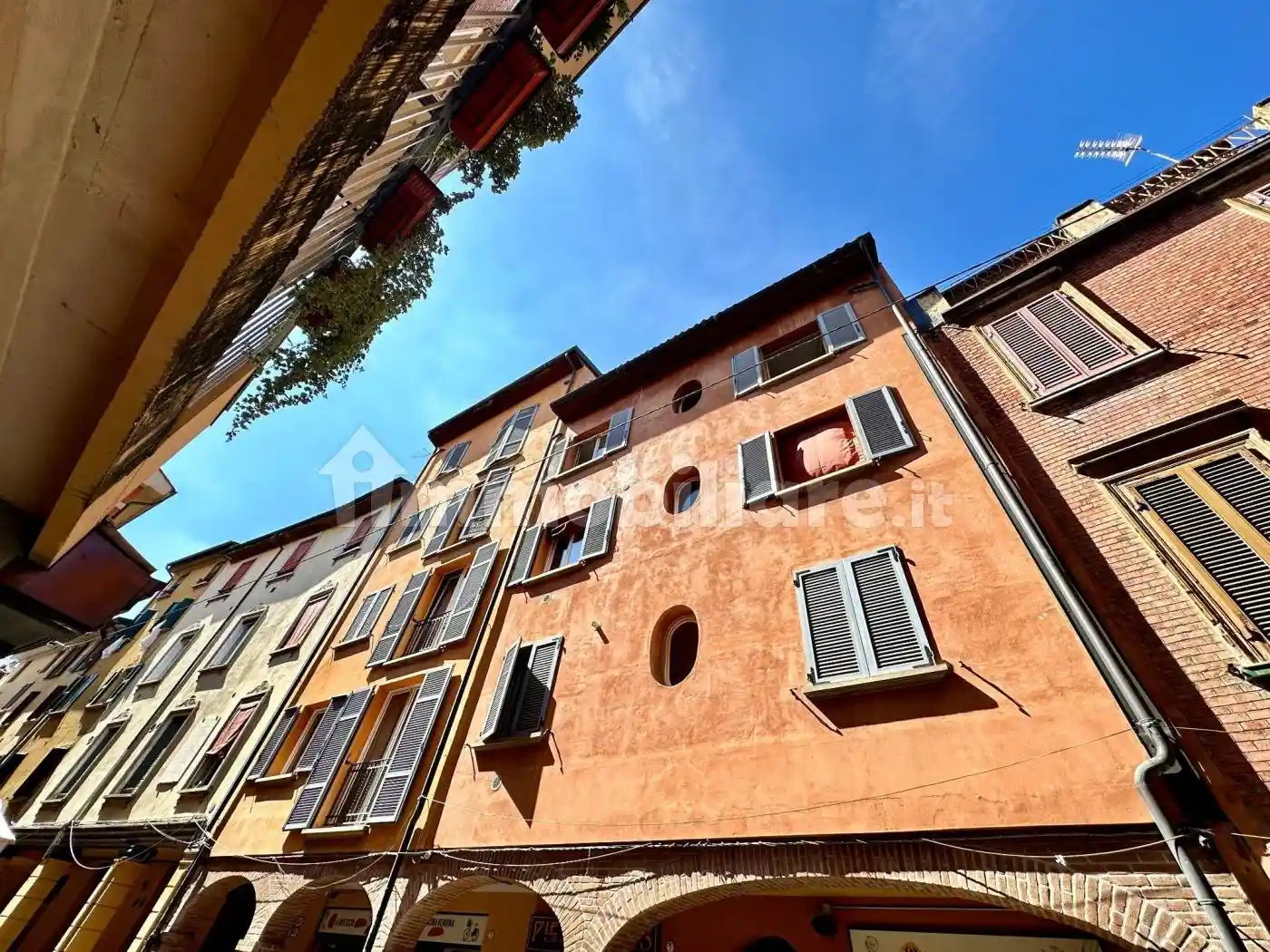 Appartamento in affitto a Bologna
