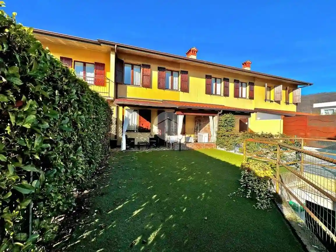 Villetta a schiera - foto 2