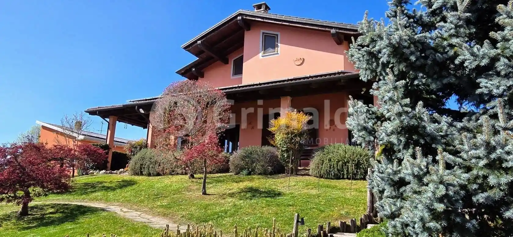 Villa in vendita a Pezzana