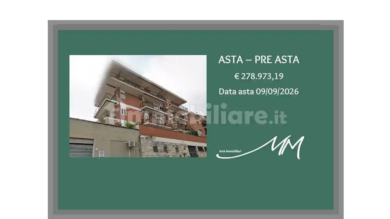Appartamento in vendita a Roma