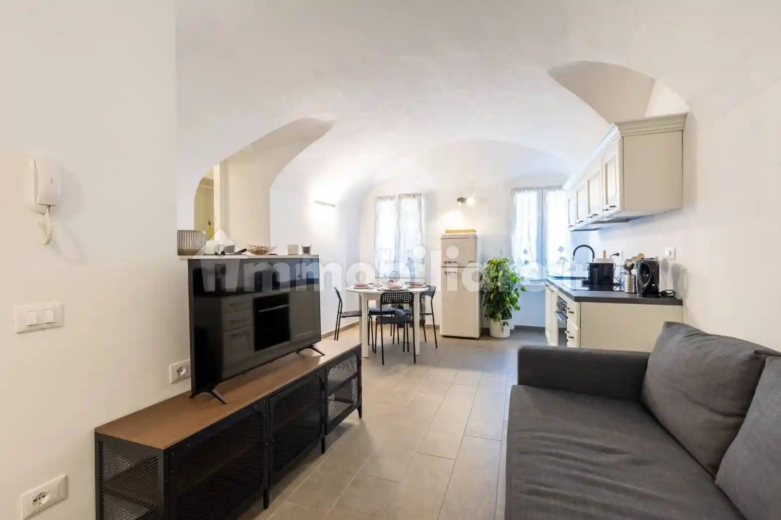 Casa indipendente in vendita a Isolabona