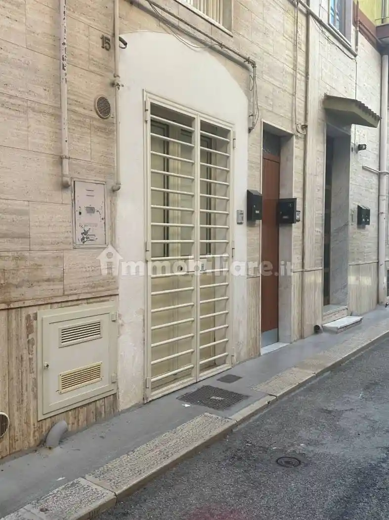 Appartamento in affitto a Modugno