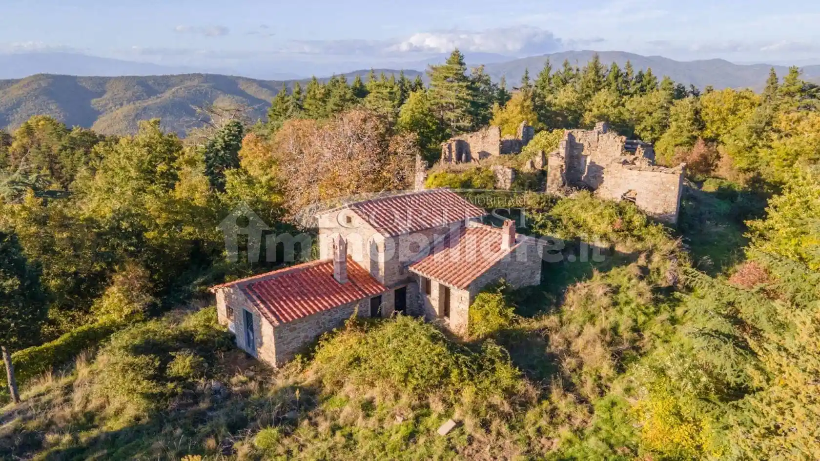 Casa indipendente in vendita a Arezzo