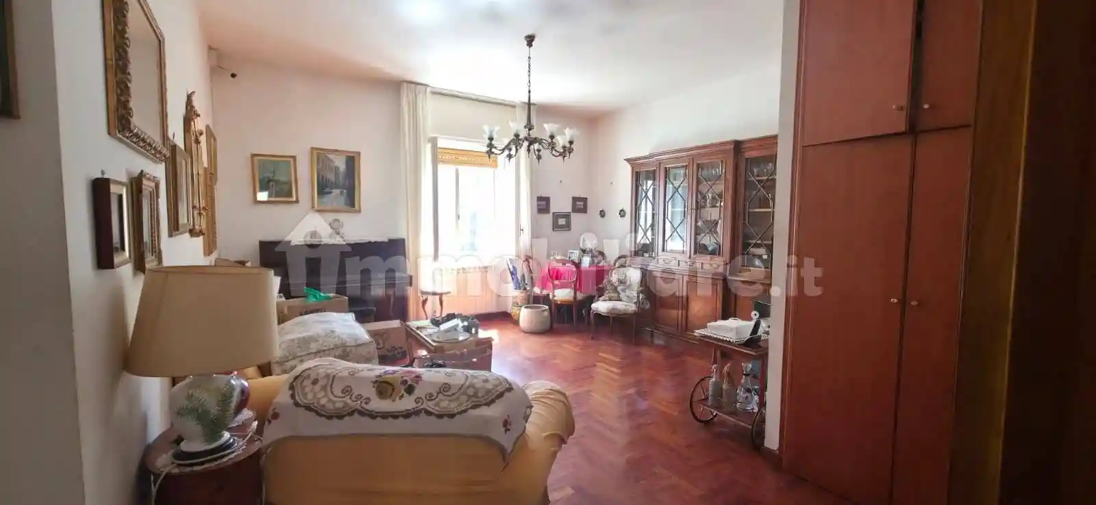 Appartamento in vendita a Napoli
