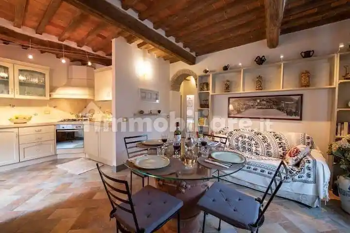 Appartamento in vendita a Montieri