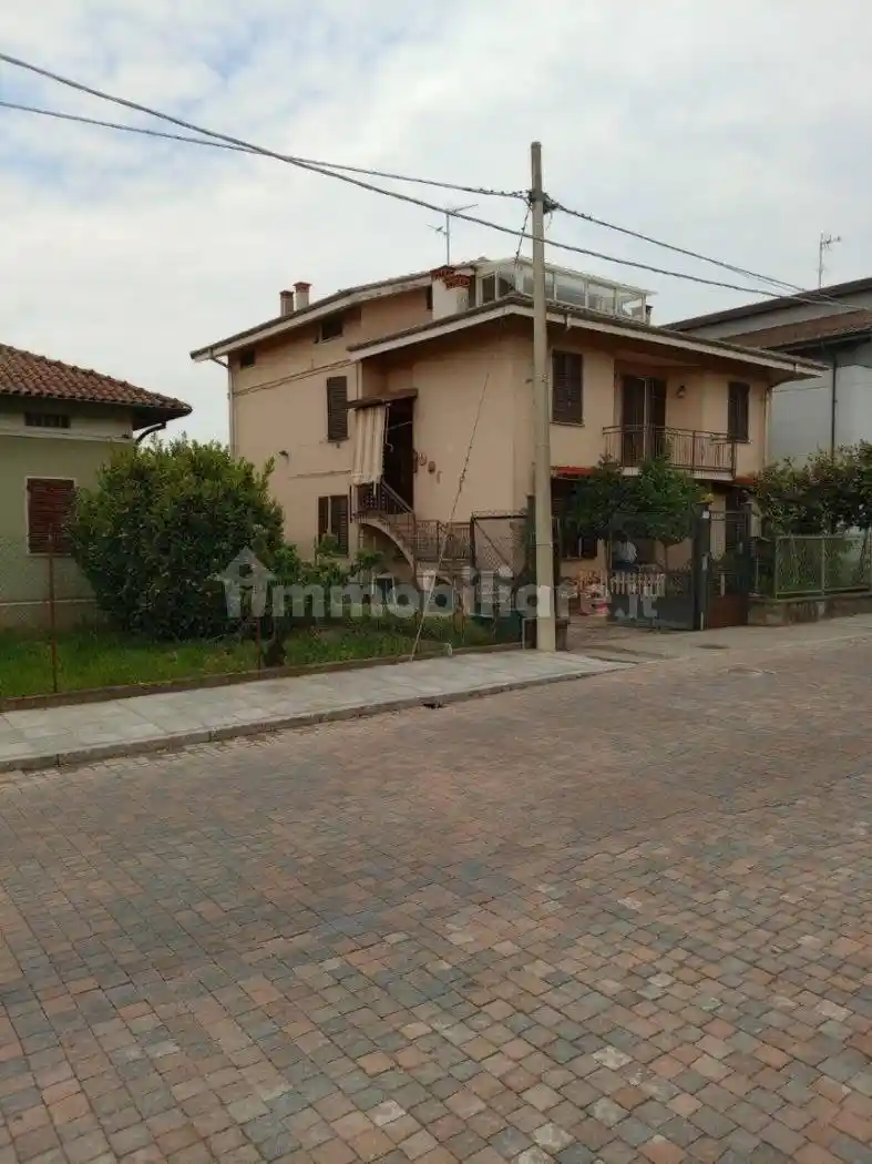 Villa in vendita a Balocco