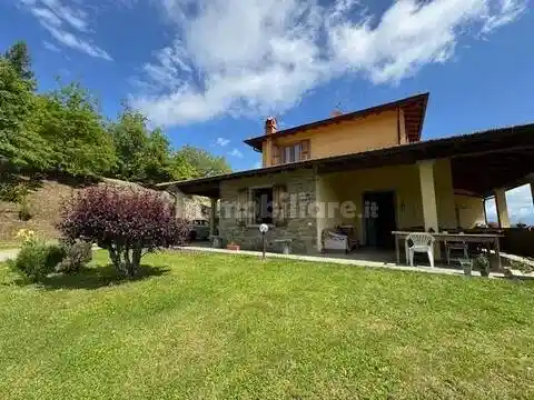 Villa in vendita a Castel San Niccolò