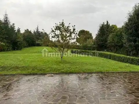 Appartamento in vendita a Pratovecchio e Stia