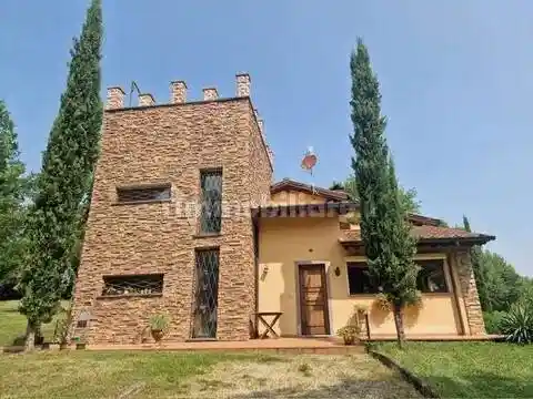 Villa in vendita a Bibbiena