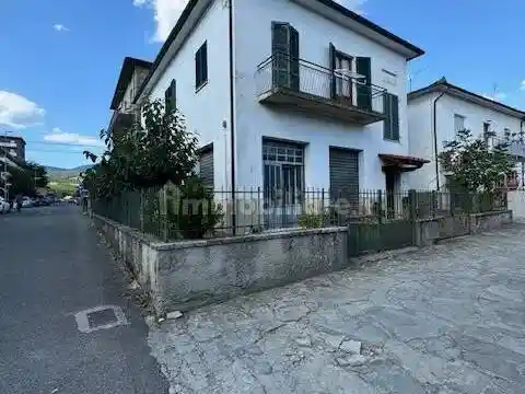 Villa in vendita a Bibbiena