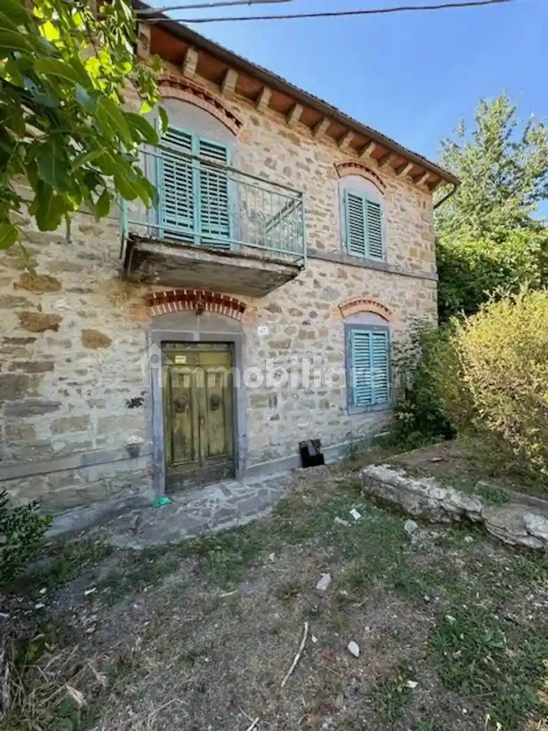 Villa in vendita a Pratovecchio e Stia