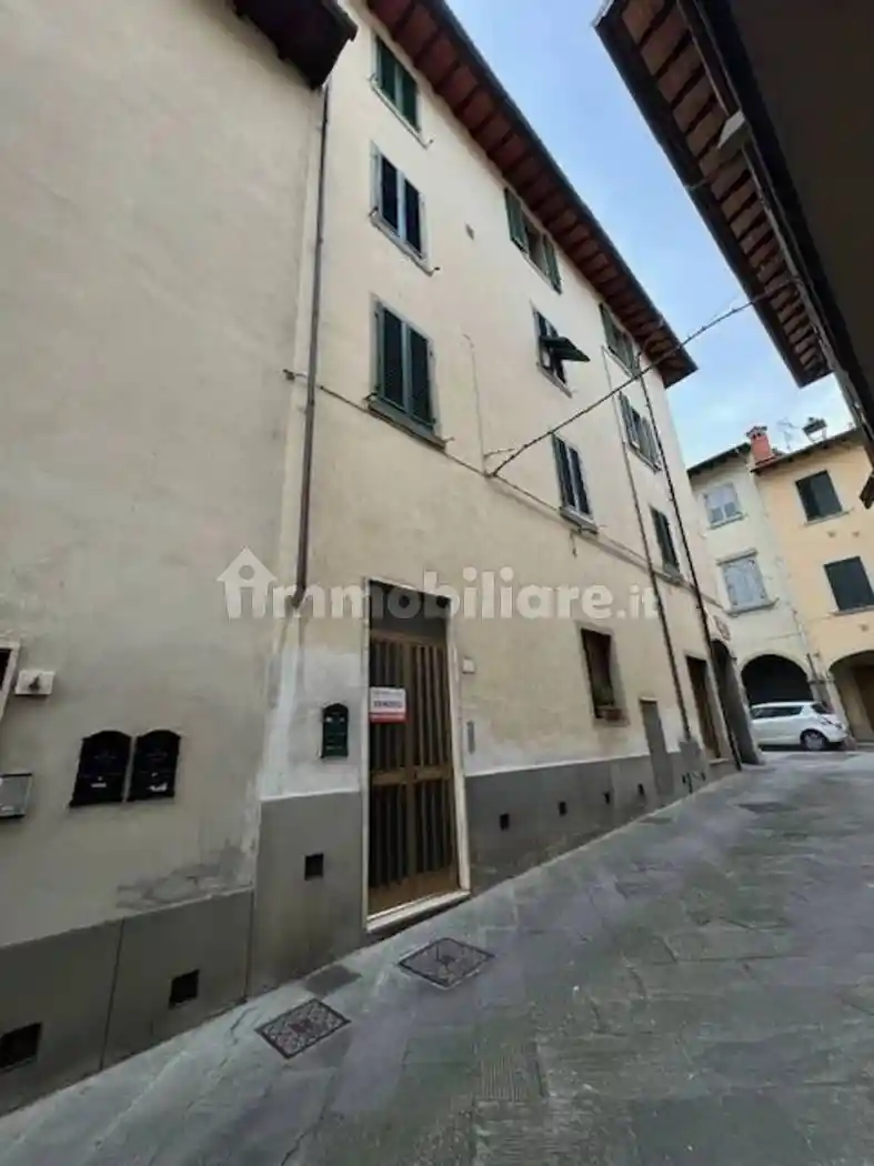Appartamento in vendita a Pratovecchio e Stia