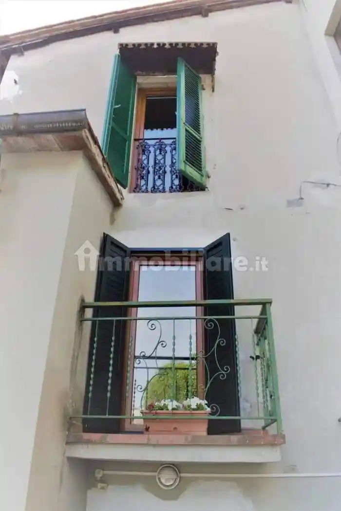 Villa in vendita a Pratovecchio e Stia