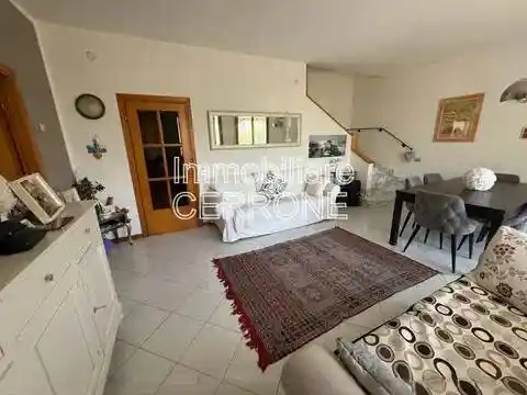 Appartamento in vendita a Cecina