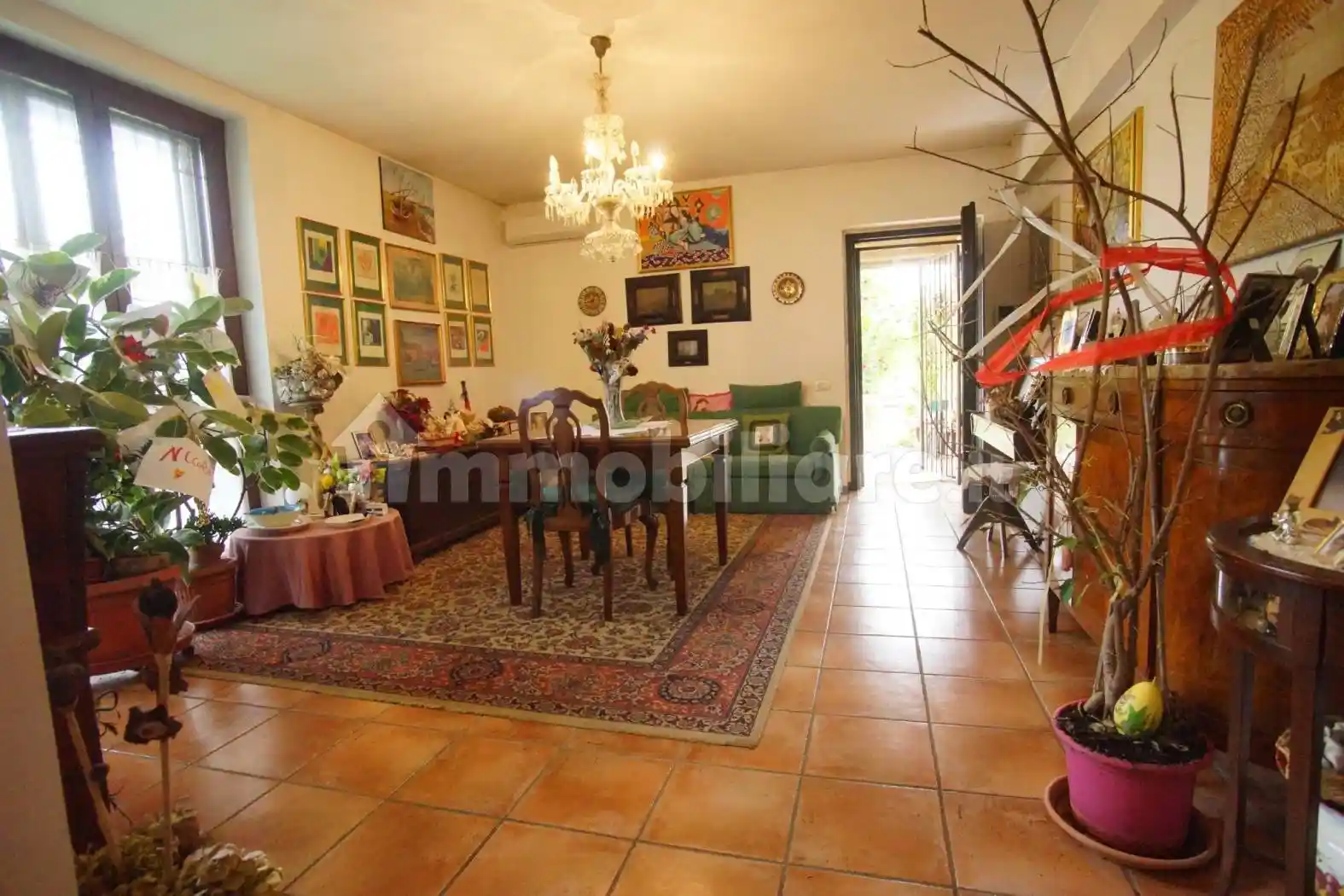 Villa in vendita a Vernate