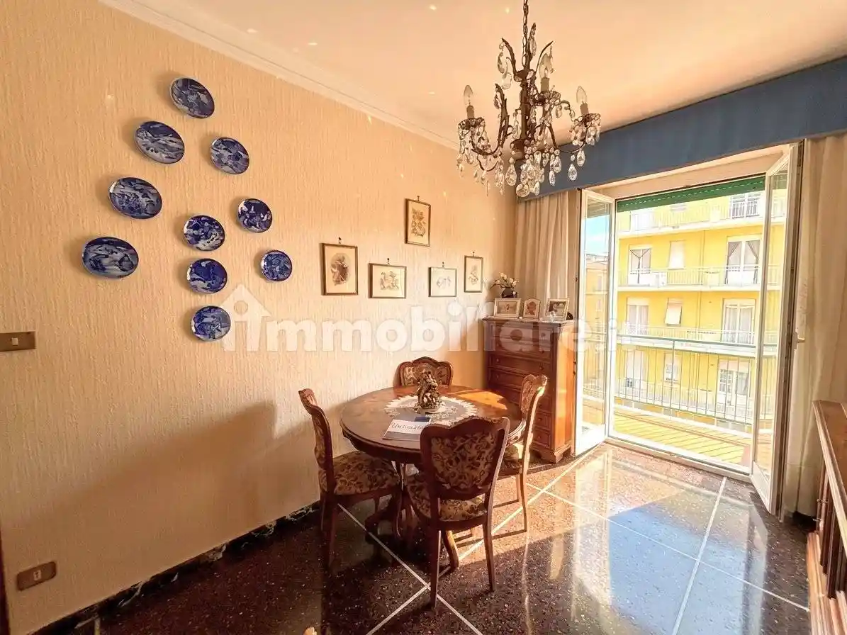 Appartamento in vendita a Genova