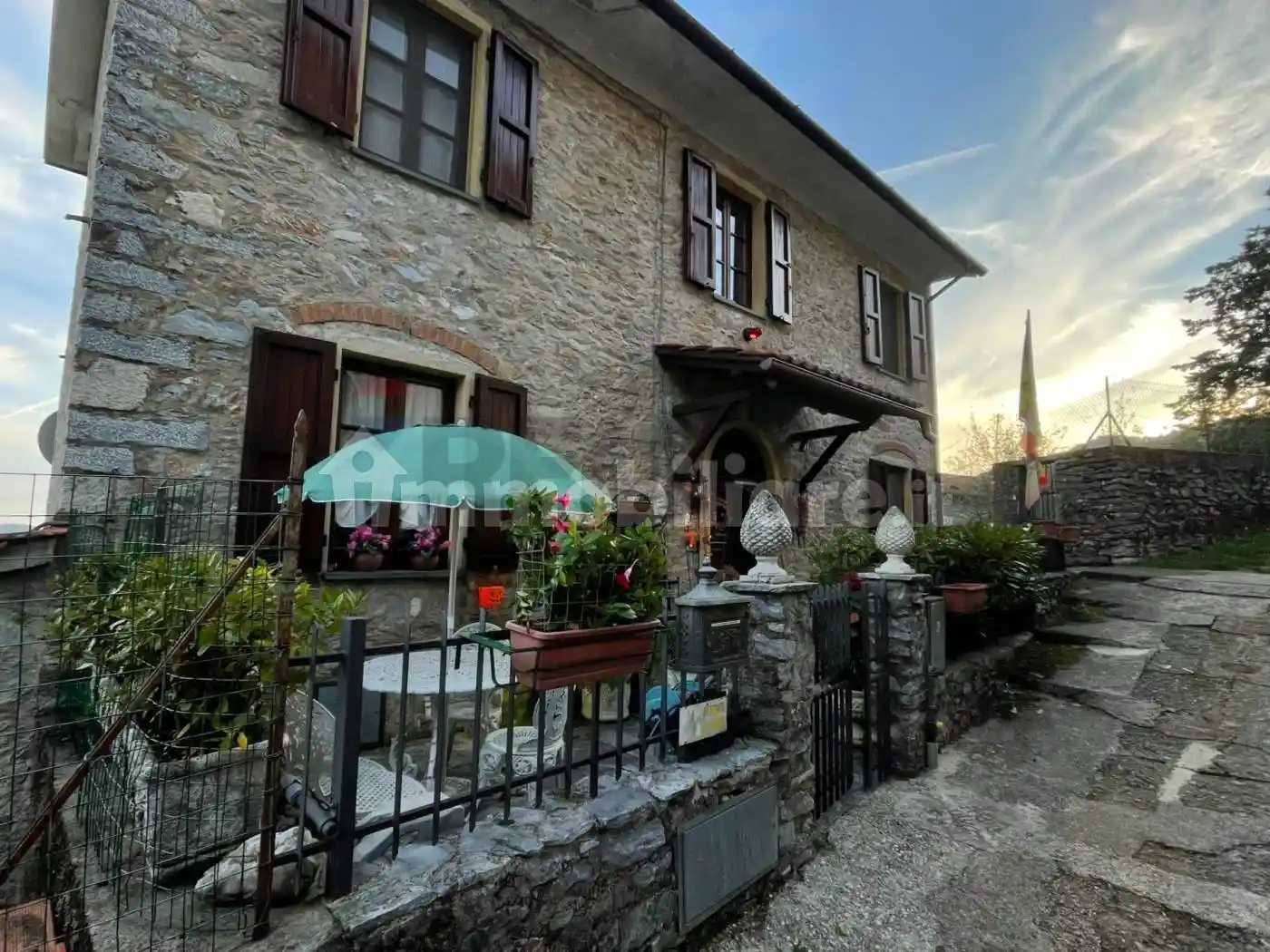 Rustico - Casale in vendita a Seravezza