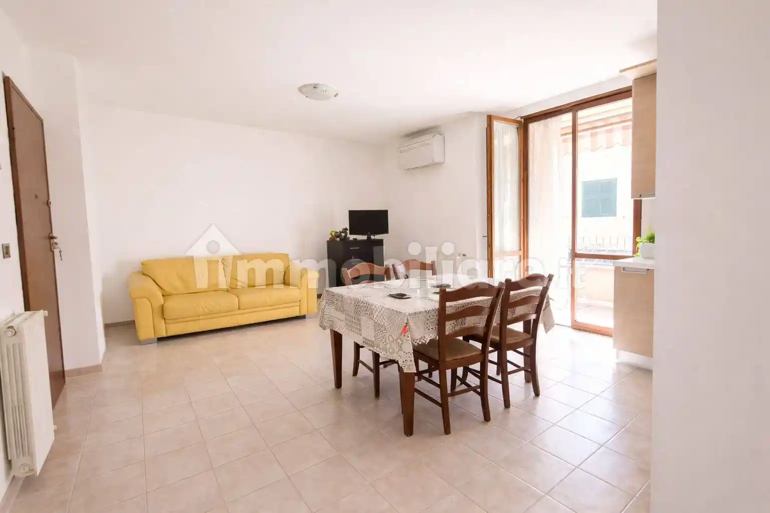 Appartamento in vendita a Sarzana