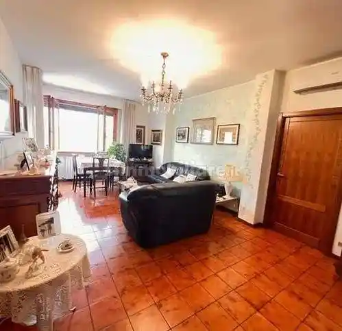 Appartamento in vendita a Colle di Val d'Elsa
