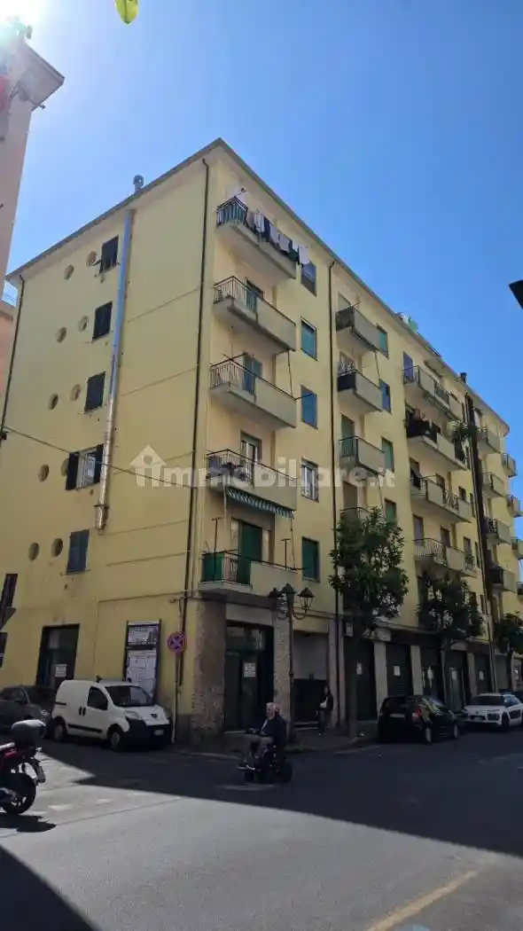 Appartamento in vendita a Albenga