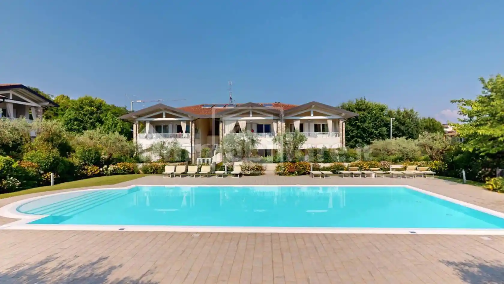 Appartamento in vendita a Padenghe sul Garda