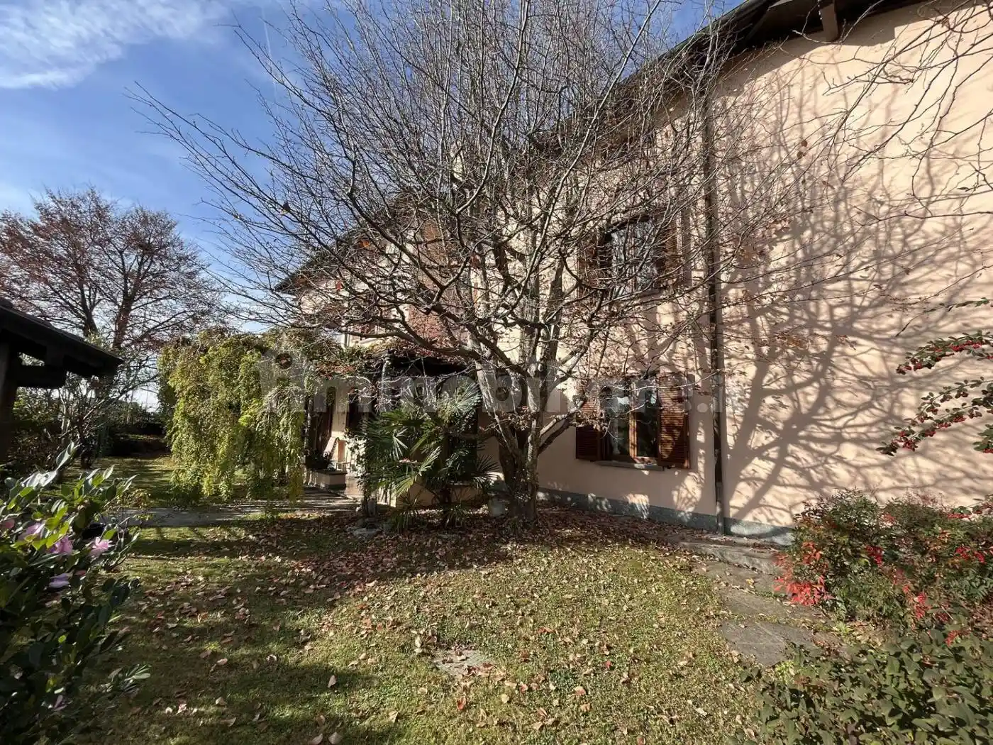 Villa in vendita a Varese