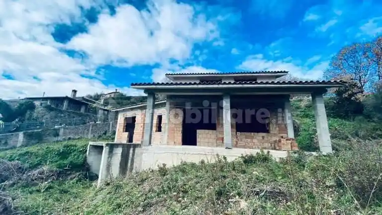 Rustico - Casale in vendita a Trevignano Romano