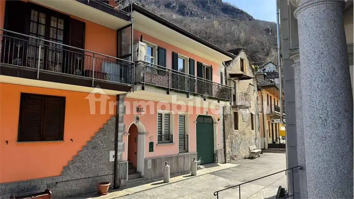 Casa indipendente in vendita a Beura-Cardezza
