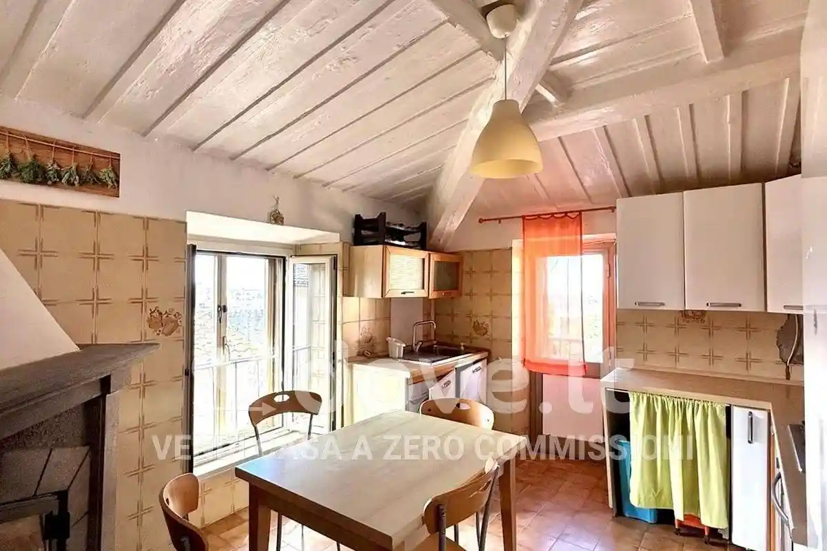 Appartamento in vendita a Viterbo