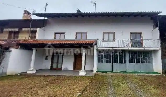 Casa indipendente in vendita a Vische