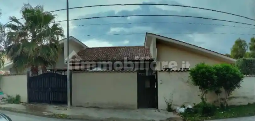 Villa in vendita a Ardea
