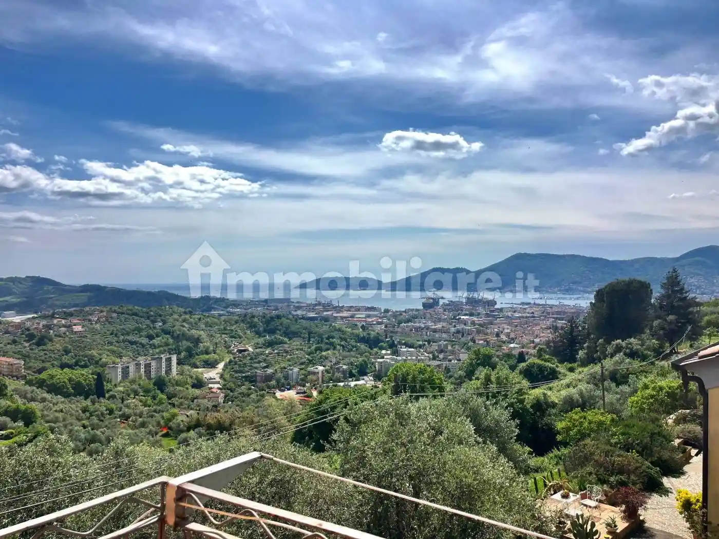 Appartamento in vendita a La Spezia