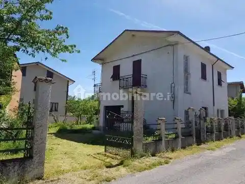 Villa in vendita a Avolasca