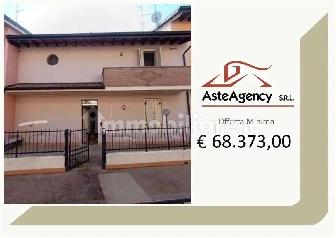 Villetta a schiera in vendita a Viadana