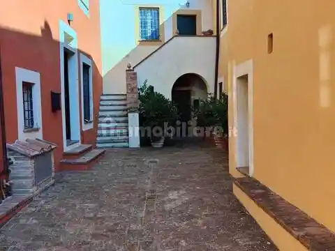Villa in vendita a Peccioli
