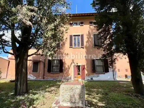 Villa in vendita a Castelfiorentino
