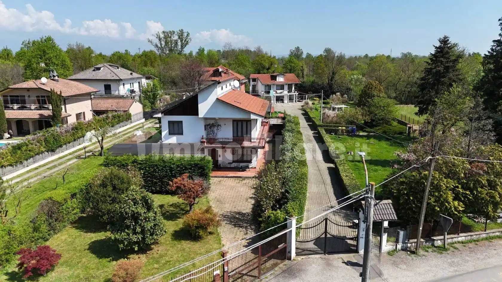 Villa in vendita a Front