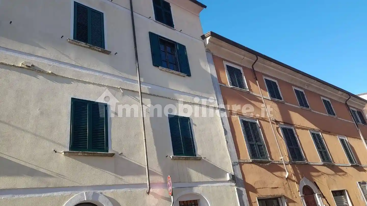 Appartamento in vendita a Massa